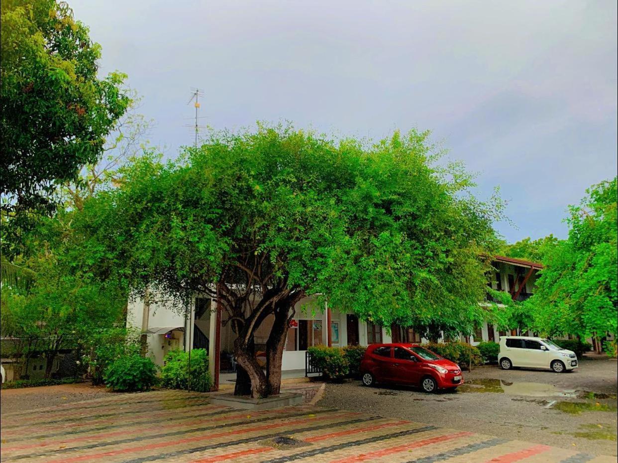 UD Garden Hotel Kataragama Eksteriør billede