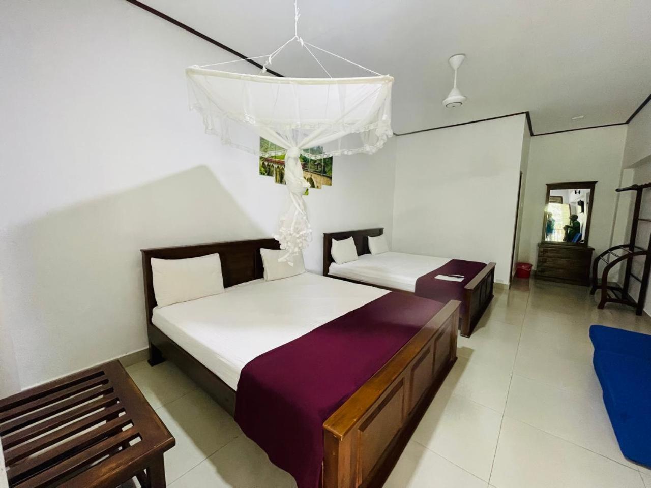 UD Garden Hotel Kataragama Eksteriør billede