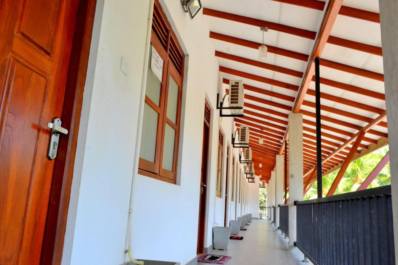 UD Garden Hotel Kataragama Eksteriør billede